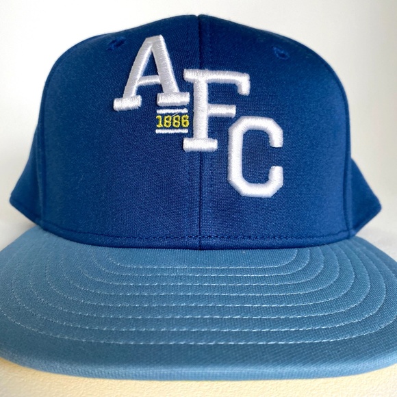 ARSENAL PUMA RETRO AFC FLEXFIT HAT - Picture 1 of 4